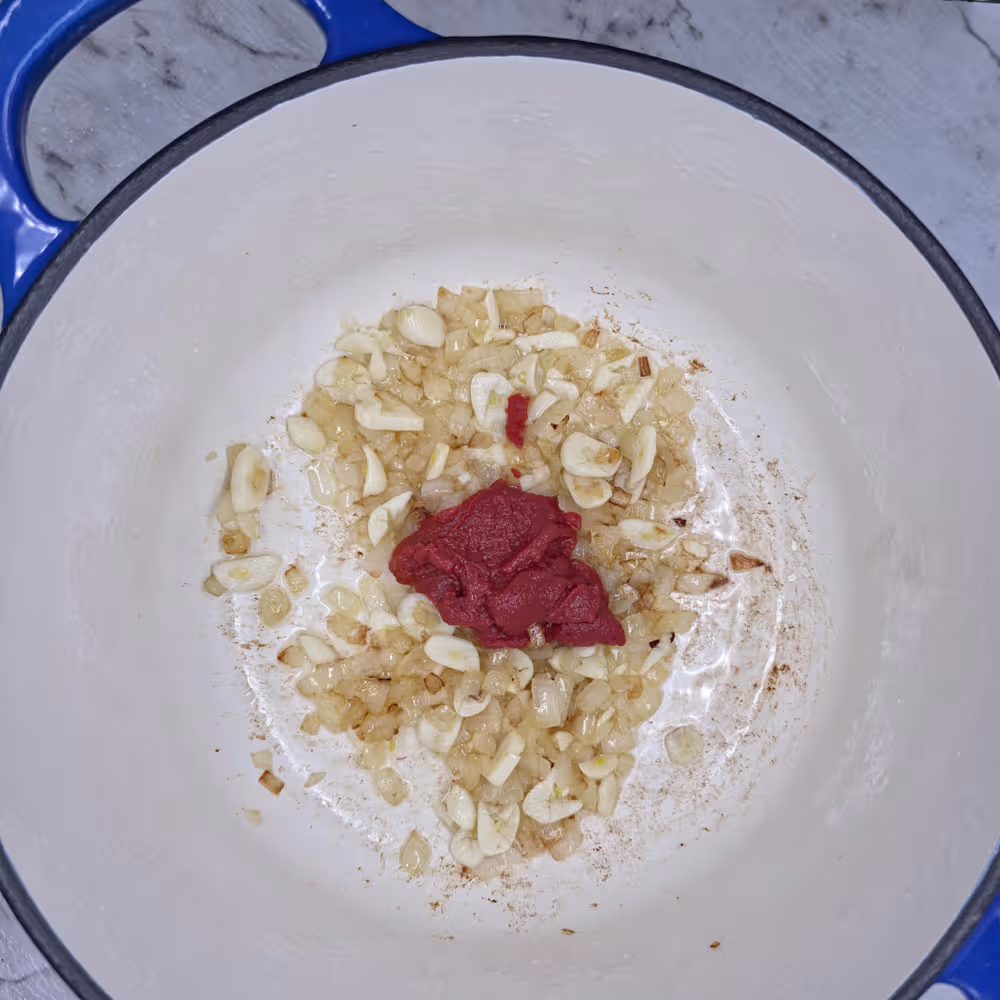 Cooked Out Onion Garlic, Raw Tomoto Paste, Cooking Pot