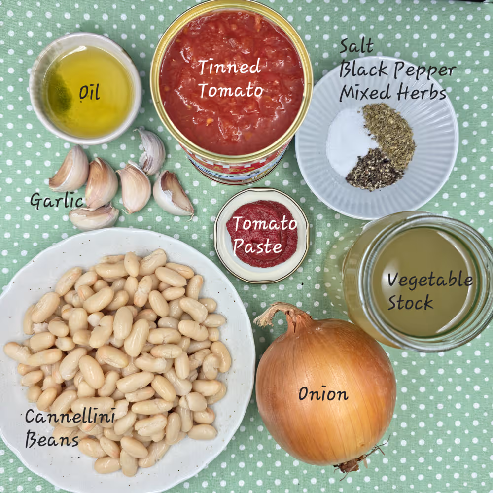 Ingredient spread, Tomato Paste, Vegetable Stock, Onion, garlic, Tinned Tomoto, Herbs, Salt, Pepper